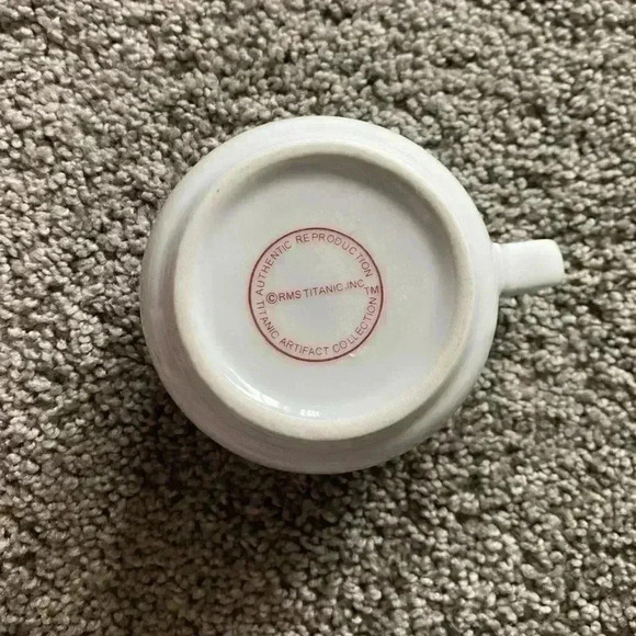 White Star Line RMS TITANIC Artifact Collection Reproduction Replica Mug Tea Cup - Picture 2 of 6